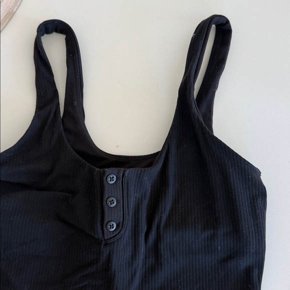 Lululemon align Henley tank! - Picture 2 of 4